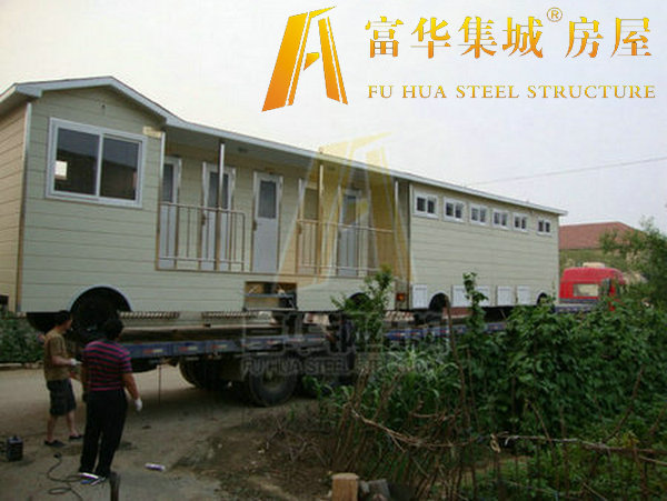 拖車(chē)式移動(dòng)廁所，拖車(chē)式環(huán)保廁所生產(chǎn)企業(yè)